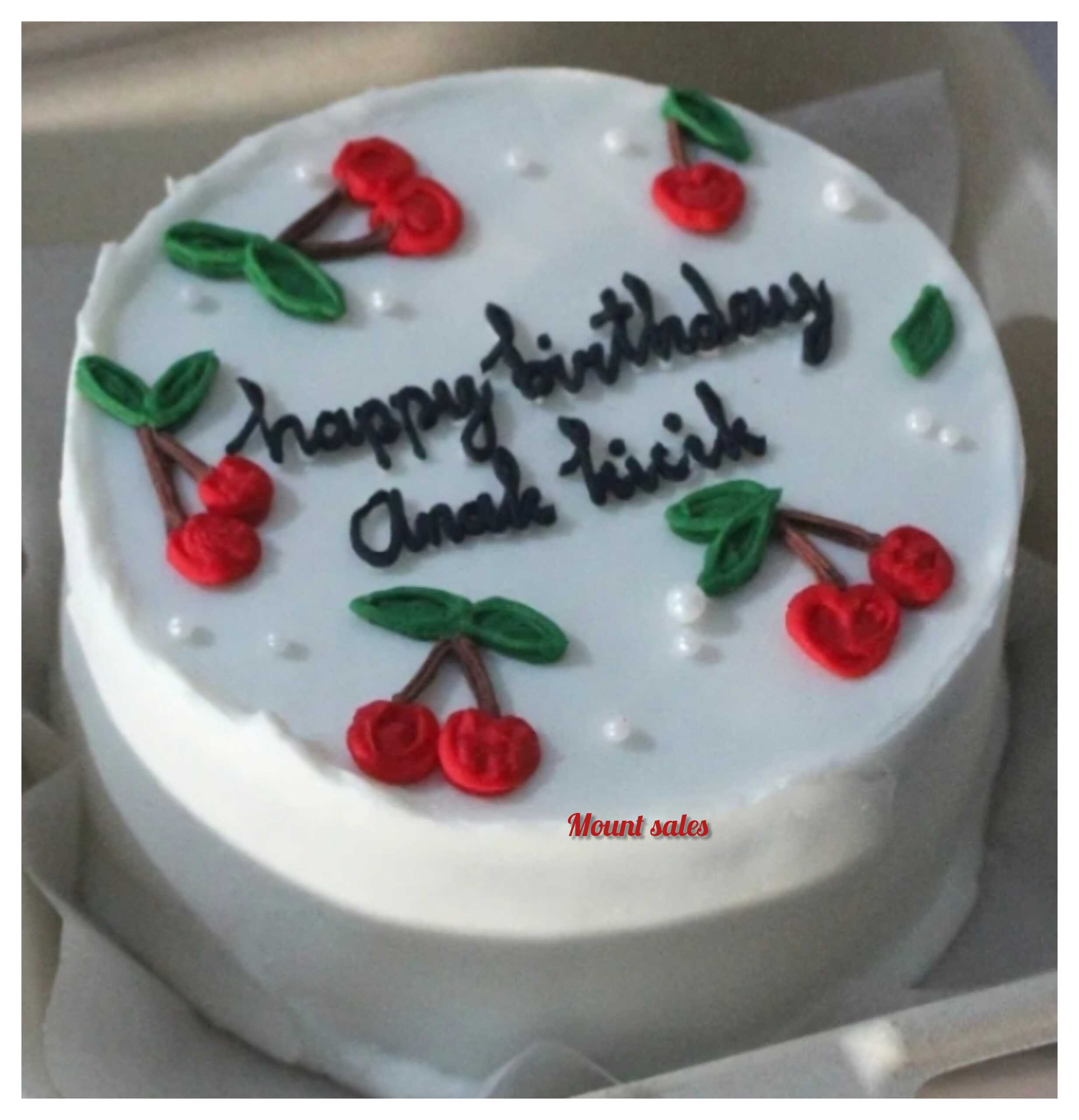 Premium RED N White Velvet Cake